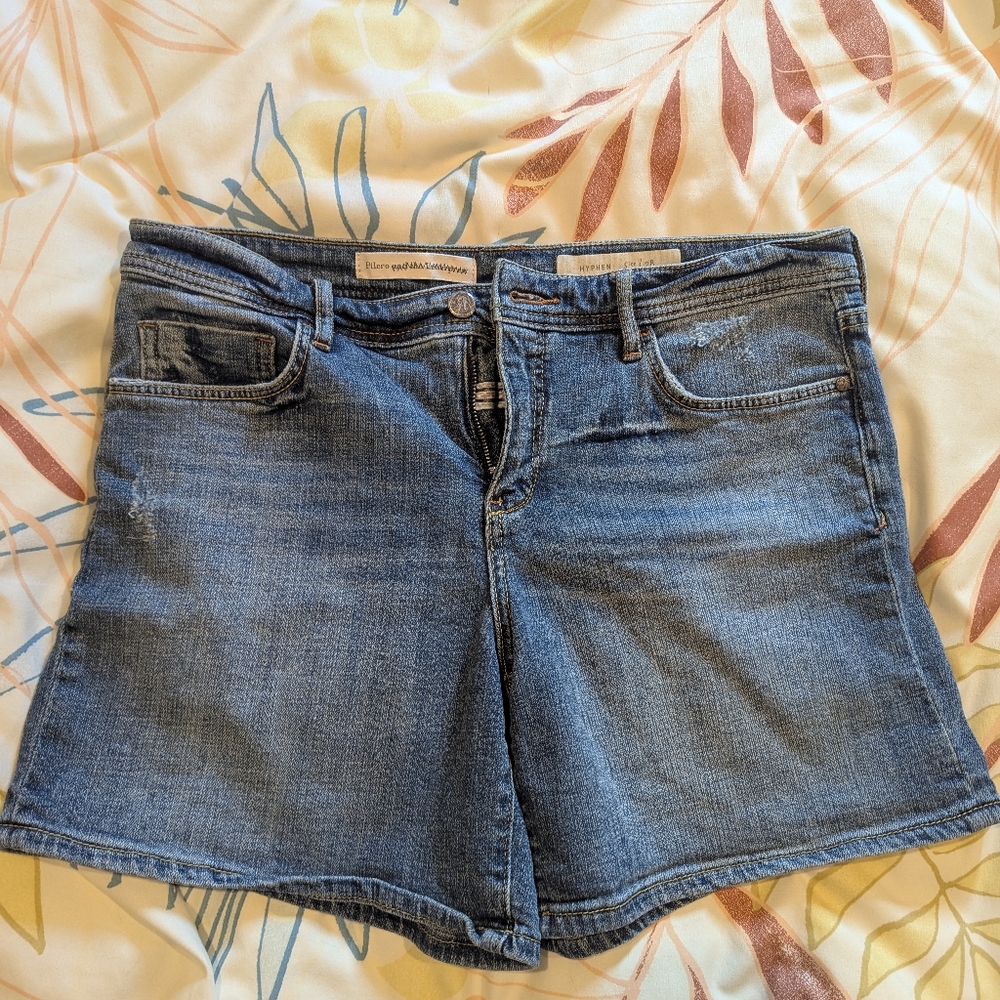 Pilcro and the Letterpress Hyphen High Rise Short
